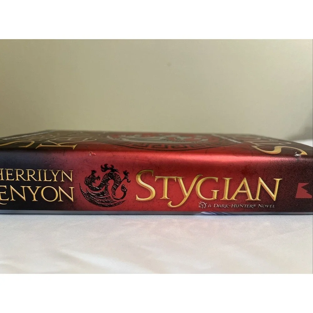 STYGIAN -‎ BY SHERRILYN KENYON FIRST EDITION- 2018 HARDCOVER